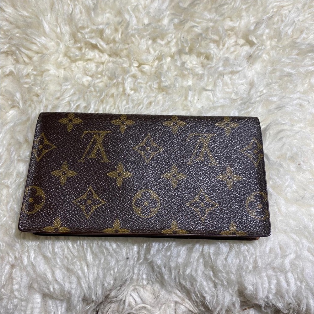 Authentic Louis Vuitton checkbook holder/ wallet